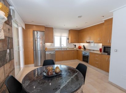 Appartement · Herverkoop - Orihuela Costa · Los Dolses · Alicante · Spanje
