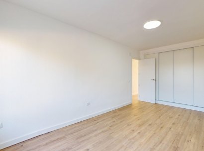 Apartment · Resale - Orihuela Costa · Villamartín · Alicante · Spain