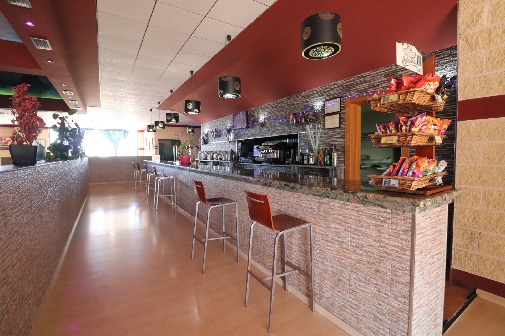 Wiederverkauf - Commercial (Leasehold) - Ciudad Quesada