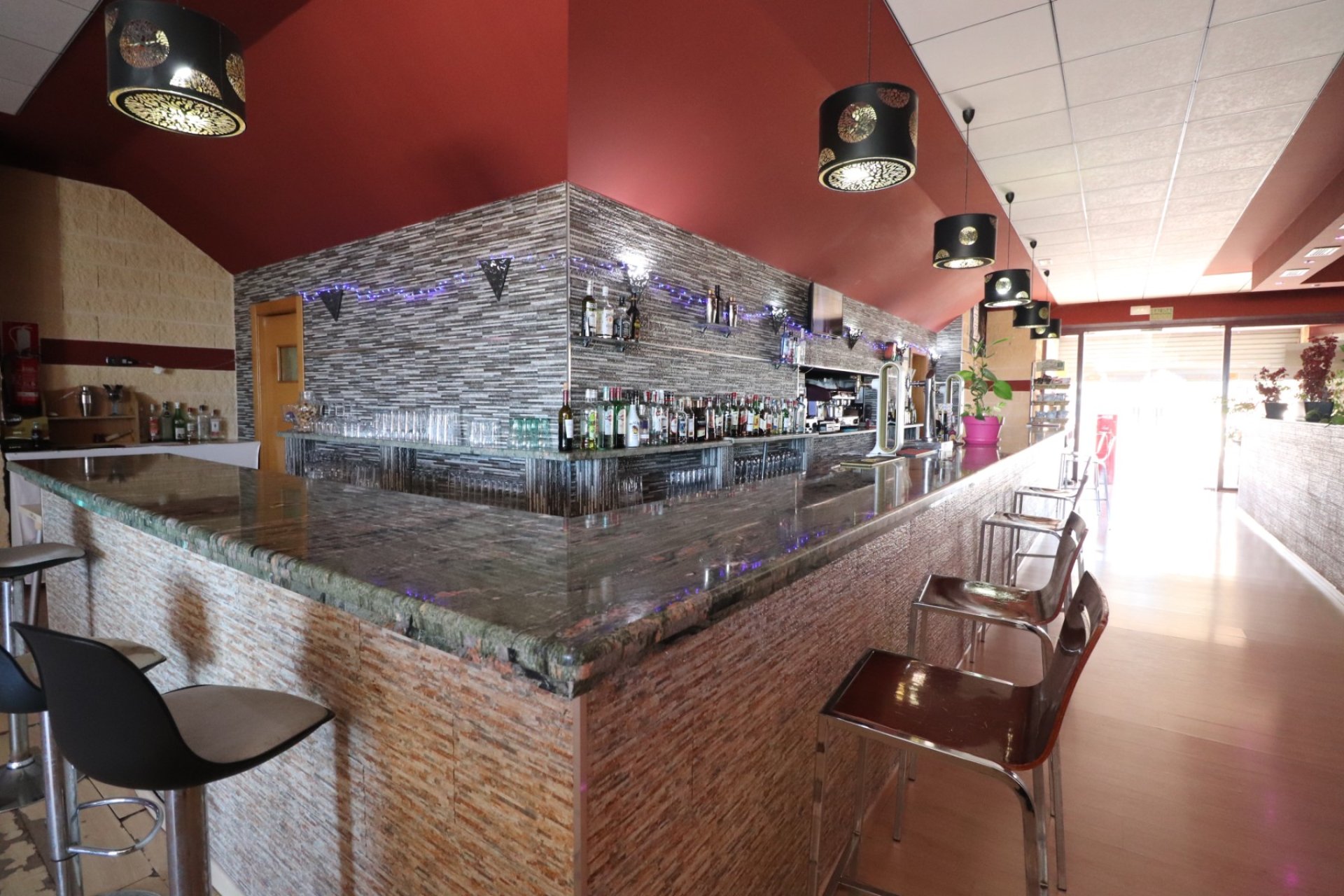 Wiederverkauf - Commercial (Leasehold) - Ciudad Quesada