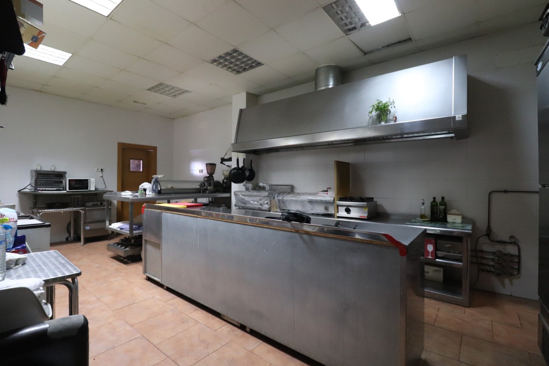 Wiederverkauf - Commercial (Leasehold) - Ciudad Quesada