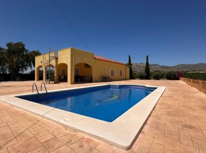 Country Property · Herverkoop - Albatera · Albatera - Country · Alicante · Spanje