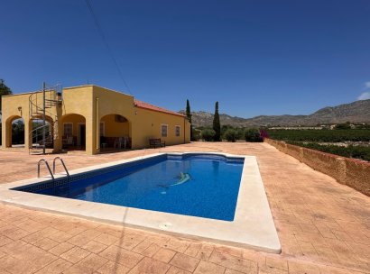 Country Property · Herverkoop - Albatera · Albatera - Country · Alicante · Spanje
