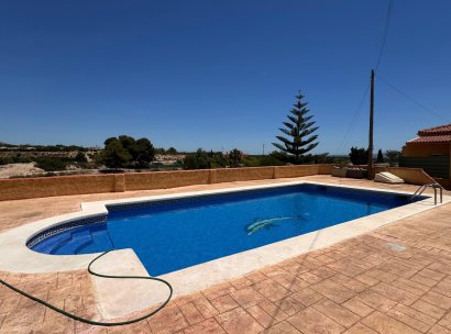 Country Property · Herverkoop - Albatera · Albatera - Country · Alicante · Spanje