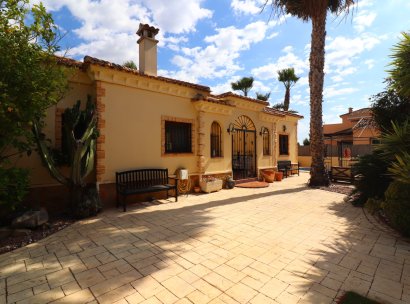 Fristående villa · Återförsäljning - Formentera del Segura · Fincas de La Vega · Alicante · Spanien