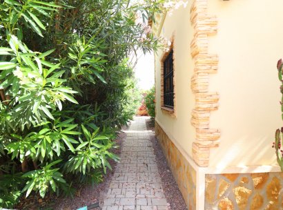 Fristående villa · Återförsäljning - Formentera del Segura · Fincas de La Vega · Alicante · Spanien