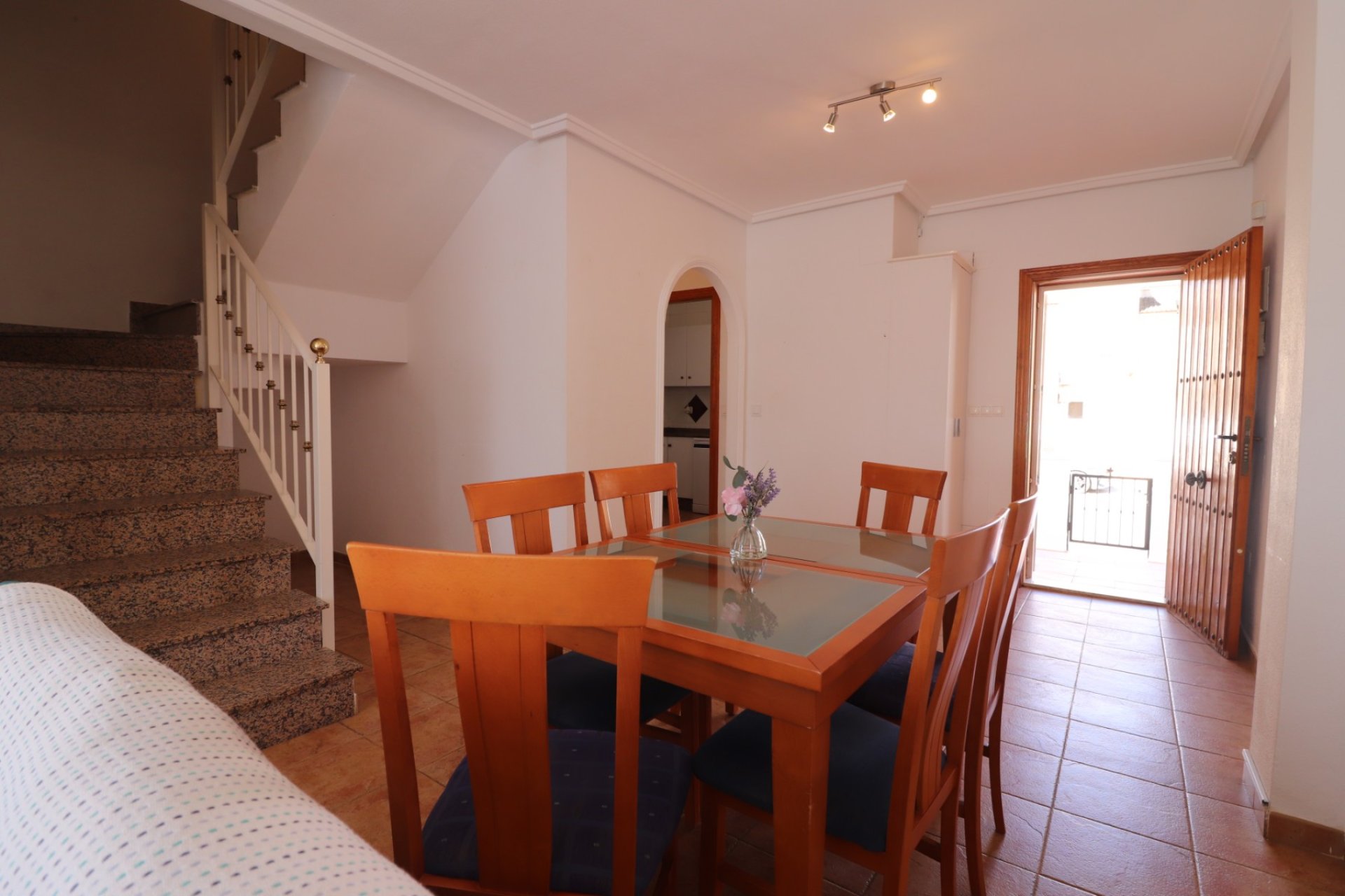 Reventa - Villa independiente - San Miguel de Salinas