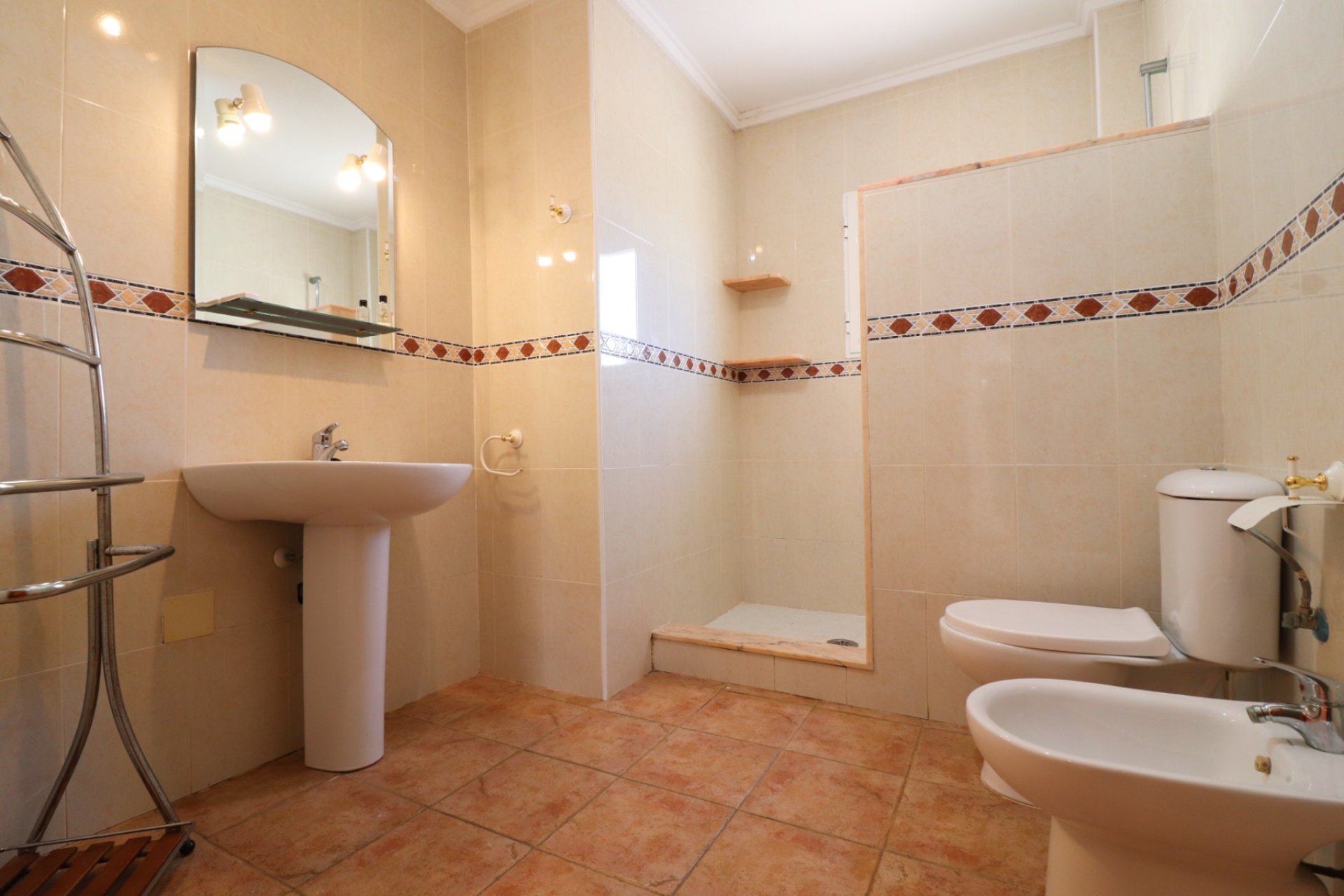 Reventa - Villa independiente - San Miguel de Salinas