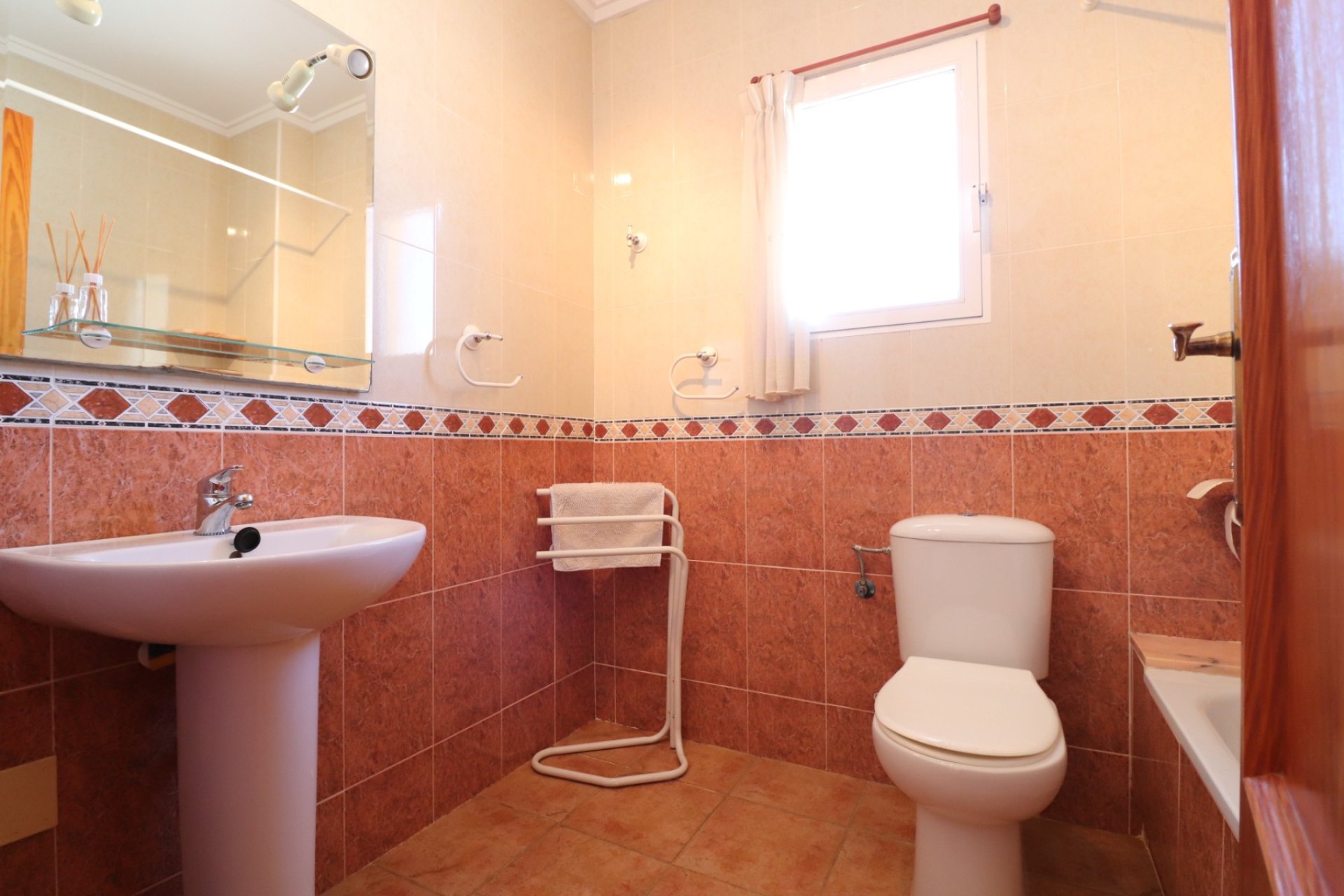 Reventa - Villa independiente - San Miguel de Salinas