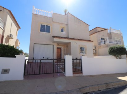Vrijstaande villa · Herverkoop - San Miguel de Salinas · Lake View Mansions · Alicante · Spanje