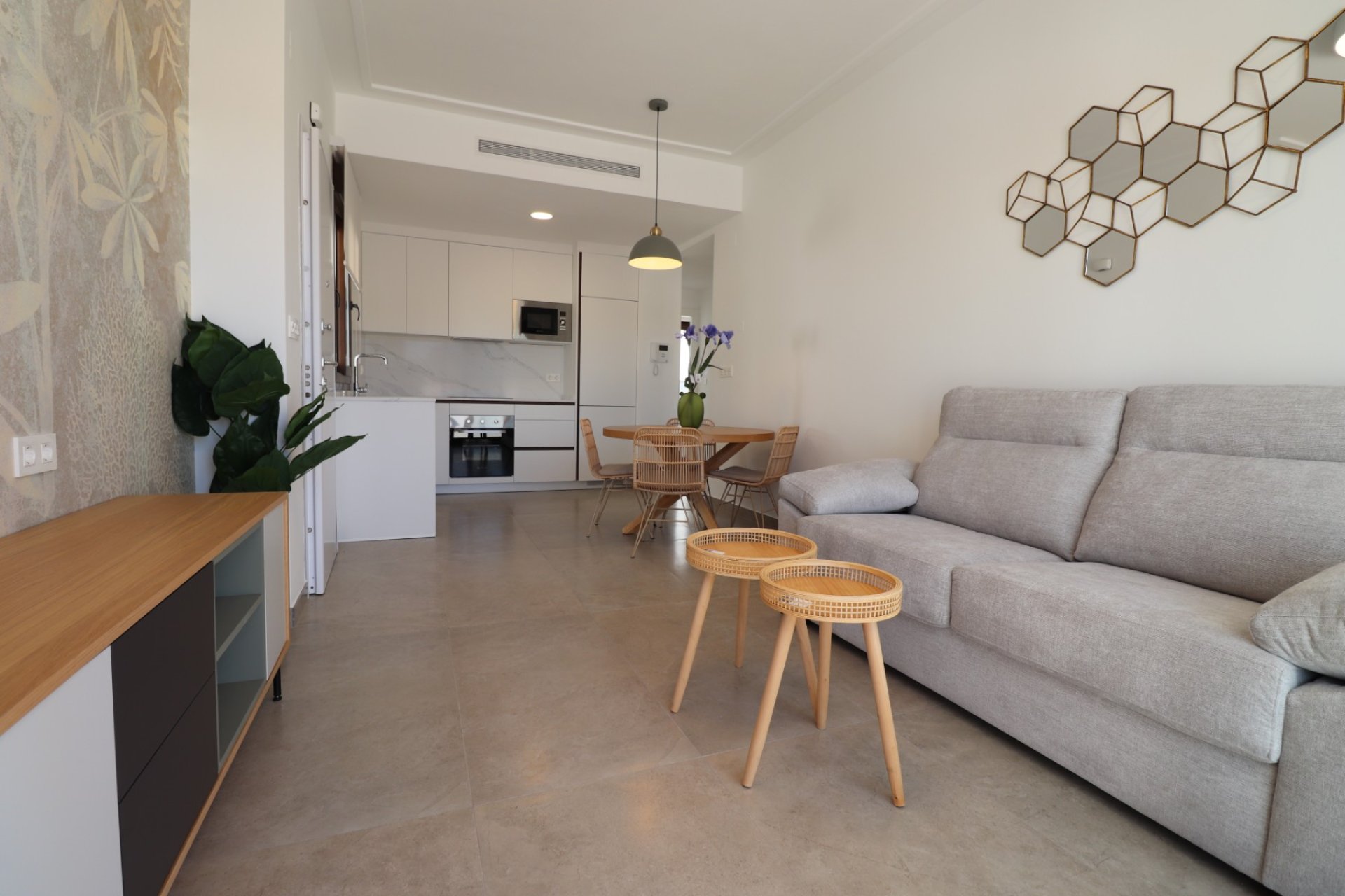 Reventa - Apartamento - Torrevieja - Costa Blanca Sur