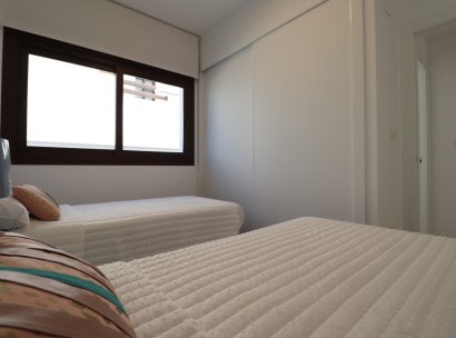 Lägenhet · Återförsäljning - Torrevieja · Los Balcones · Alicante · Spanien