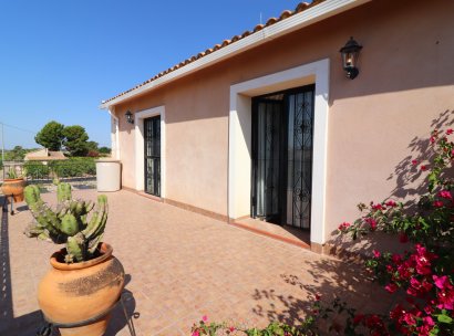 Country Property · Herverkoop - Albatera · Albatera - Country · Alicante · Spanje