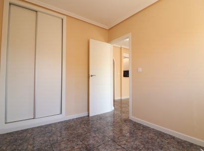 Apartamento · Reventa - Orihuela Costa · Punta Prima · Alicante · España