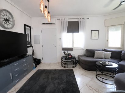 Fristående villa · Återförsäljning - Orihuela Costa · Villamartín · Alicante · Spanien
