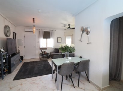 Fristående villa · Återförsäljning - Orihuela Costa · Villamartín · Alicante · Spanien