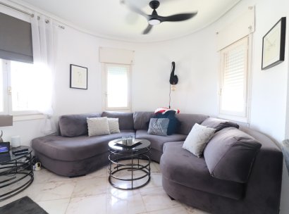 Fristående villa · Återförsäljning - Orihuela Costa · Villamartín · Alicante · Spanien