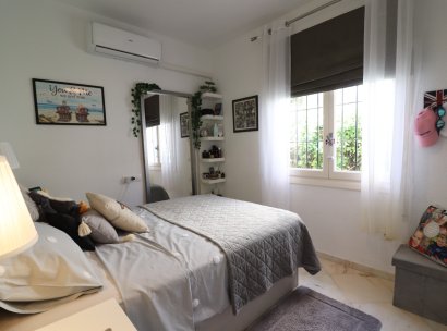 Fristående villa · Återförsäljning - Orihuela Costa · Villamartín · Alicante · Spanien