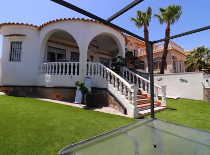 Fristående villa · Återförsäljning - Orihuela Costa · Villamartín · Alicante · Spanien
