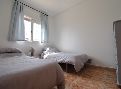 Appartement · Herverkoop - Orihuela Costa · Punta Prima · Alicante · Spanje