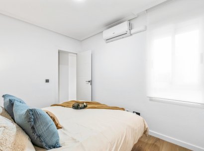 Appartement · Herverkoop - Orihuela Costa · Playa Flamenca · Alicante · Spanje