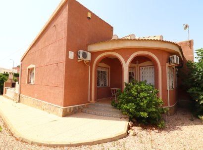 Vrijstaande villa · Herverkoop - Ciudad Quesada · La Fiesta · Alicante · Spanje