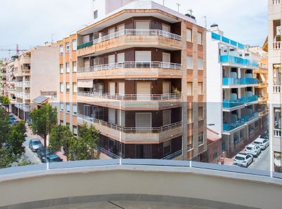 Appartement · Herverkoop - Torrevieja · Playa del Cura · Alicante · Spanje