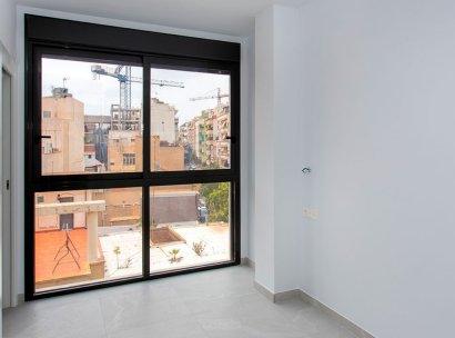 Appartement · Herverkoop - Torrevieja · Playa del Cura · Alicante · Spanje