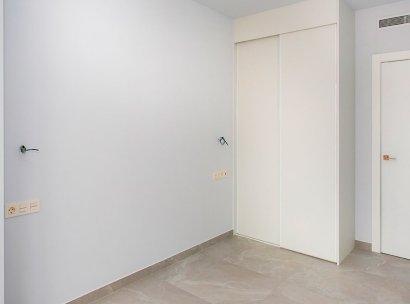 Appartement · Herverkoop - Torrevieja · Playa del Cura · Alicante · Spanje