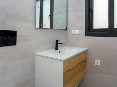 Appartement · Herverkoop - Torrevieja · Playa del Cura · Alicante · Spanje