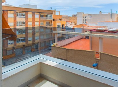 Appartement · Herverkoop - Torrevieja · Playa del Cura · Alicante · Spanje