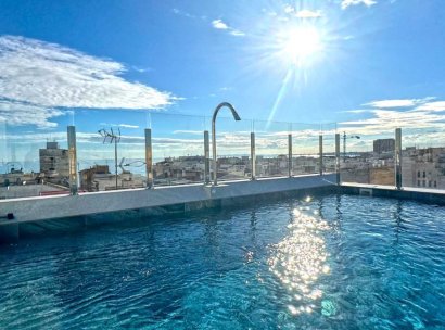 Appartement · Herverkoop - Torrevieja · Playa del Cura · Alicante · Spanje