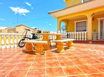 Vrijstaande villa · Herverkoop - Torrevieja · Los Balcones - Los Altos del Edén · Alicante · Spanje