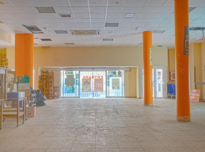 Commercieel · Herverkoop - Torrevieja · Alicante · Spanje