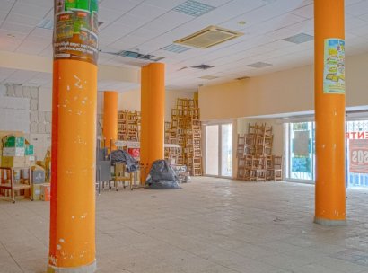 Commercieel · Herverkoop - Torrevieja · Alicante · Spanje