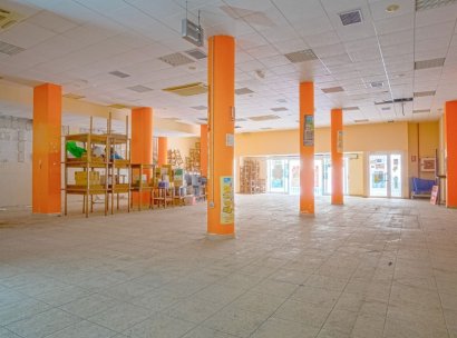 Commercieel · Herverkoop - Torrevieja · Alicante · Spanje