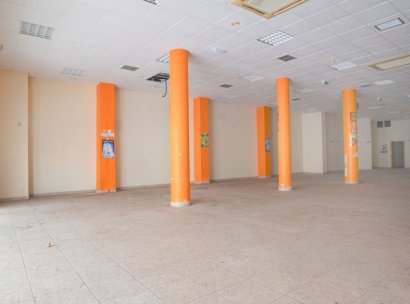 Commercieel · Herverkoop - Torrevieja · Alicante · Spanje