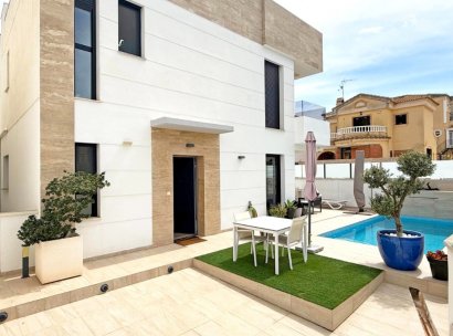 Fristående villa · Återförsäljning - Orihuela Costa · Villamartín · Alicante · Spanien