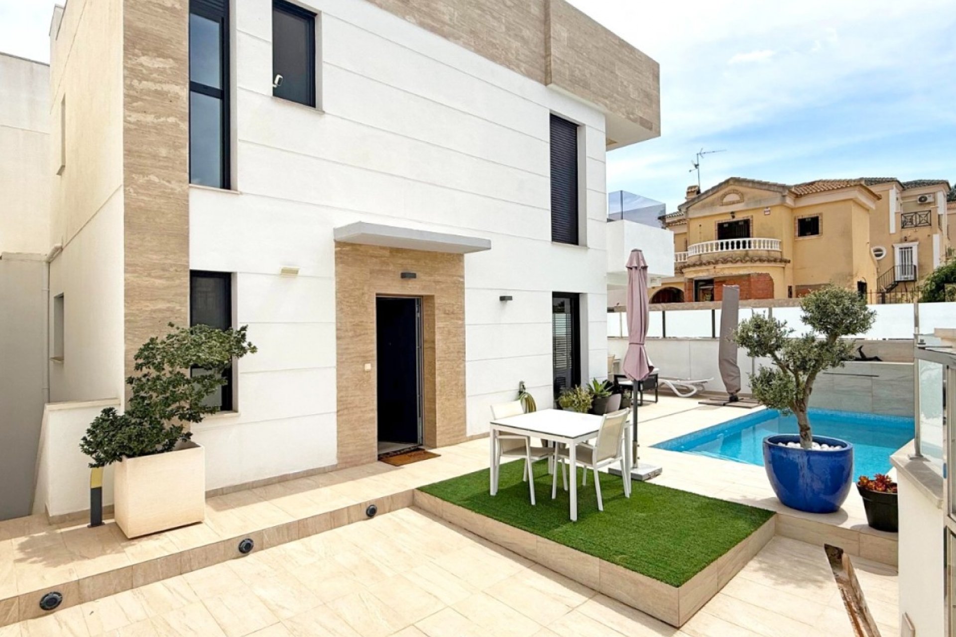 Reventa - Villa independiente - Orihuela Costa - Costa Blanca Sur