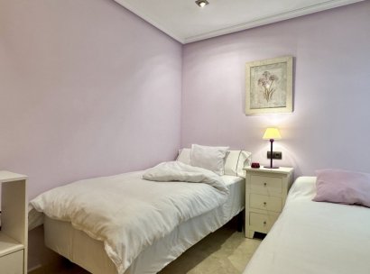 Apartment · Resale - Guardamar del Segura · Alicante · Spain