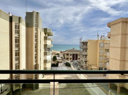 Apartment · Resale - Guardamar del Segura · Alicante · Spain