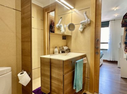 Apartment · Resale - Guardamar del Segura · Alicante · Spain