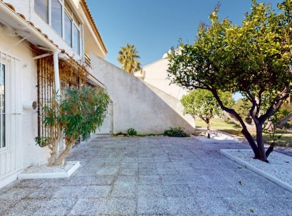 Apartment · Resale - Orihuela Costa · Villamartín · Alicante · Spain