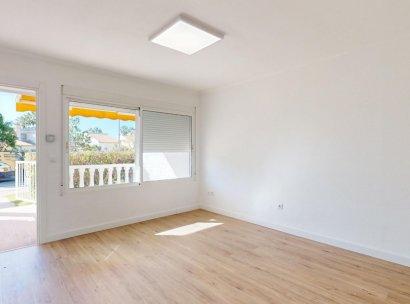 Apartment · Resale - Orihuela Costa · Villamartín · Alicante · Spain