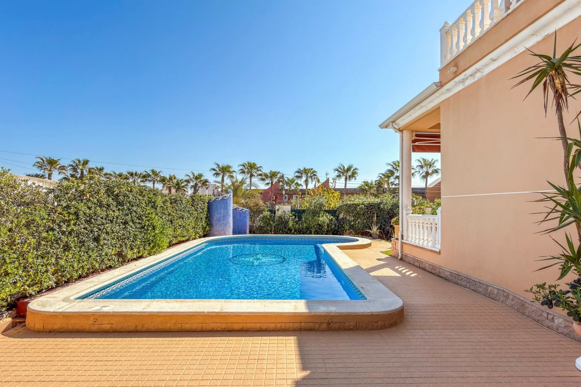 Resale - Detached villa - Torrevieja - Costa Blanca South