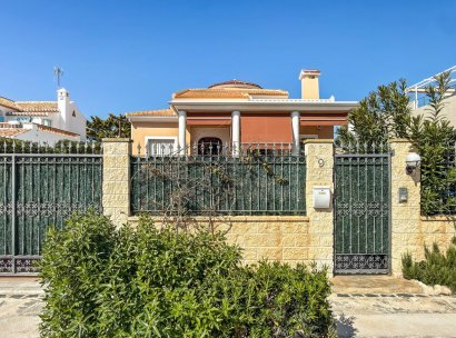 Vrijstaande villa · Herverkoop - Torrevieja · Torrelamata - La Mata · Alicante · Spanje