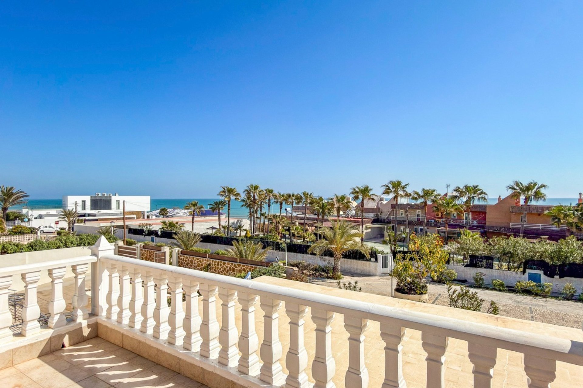 Resale - Detached villa - Torrevieja - Costa Blanca South