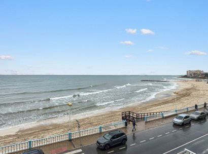 Appartement · Herverkoop - Torrevieja · Playa de los Locos · Alicante · Spanje