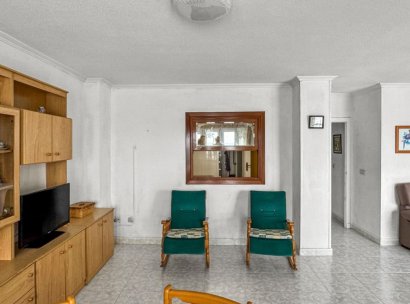Appartement · Herverkoop - Torrevieja · Playa de los Locos · Alicante · Spanje