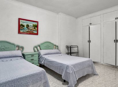 Appartement · Herverkoop - Torrevieja · Playa de los Locos · Alicante · Spanje